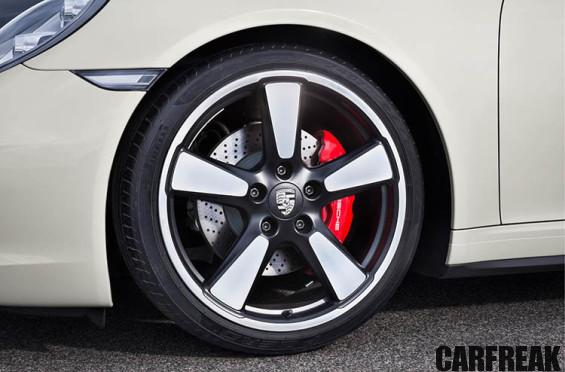 Porsche 911 50 Years Edition 03