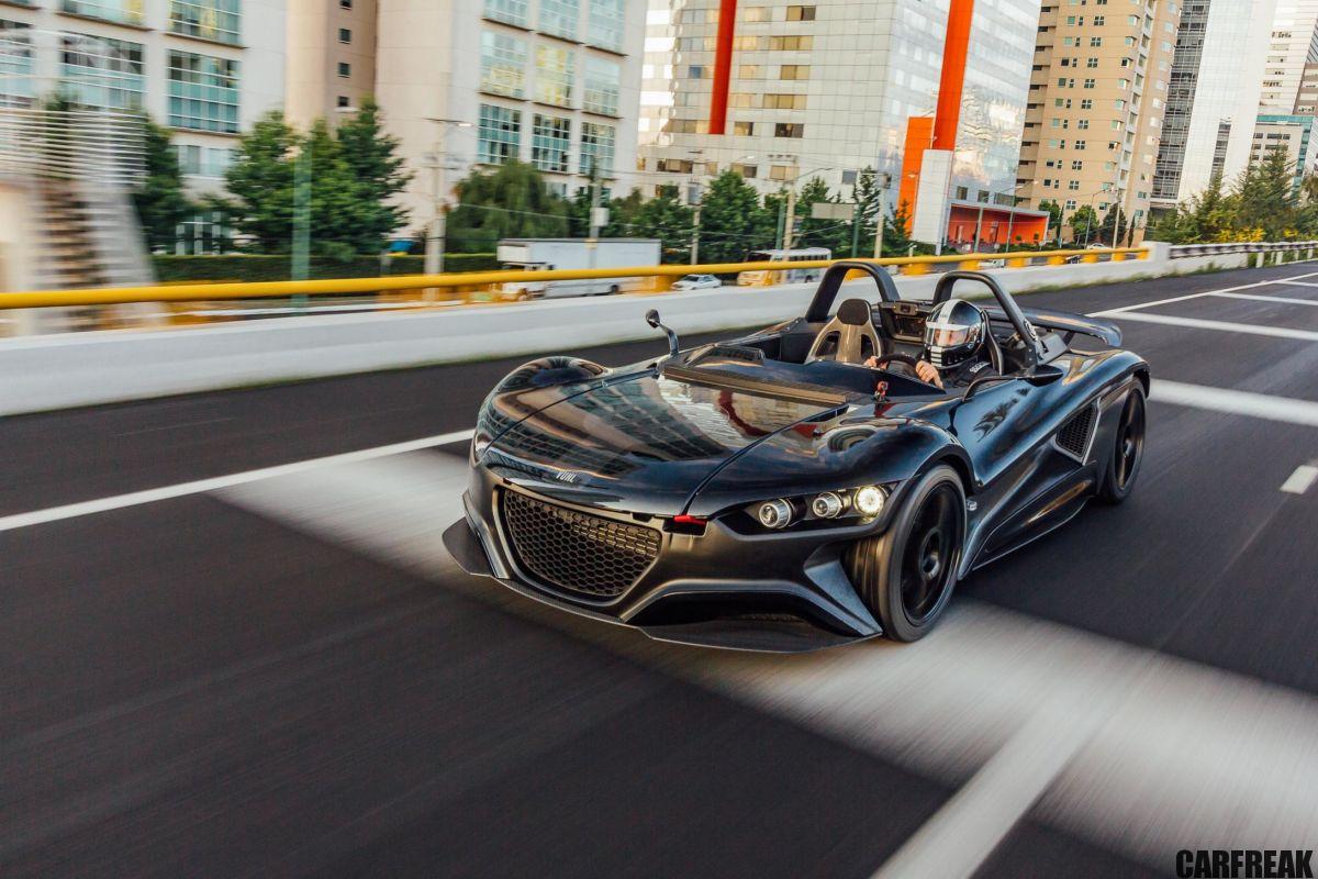 The latest carbon-bodied VUHL 05