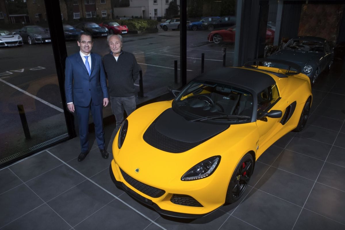 L:R Lotus CEO Jean-Marc Gales and Hexagon chairman Paul Michaels