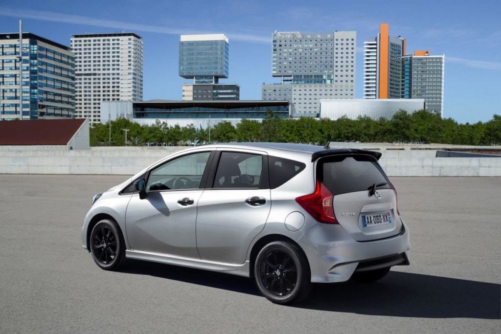 Nissan Note Black Edition: stand out with style
