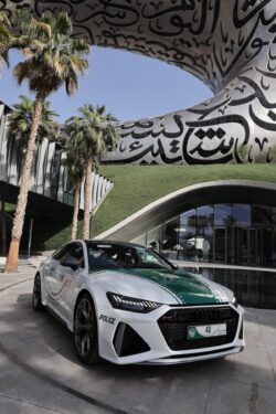 Dubai Police Adds Audi RS7
