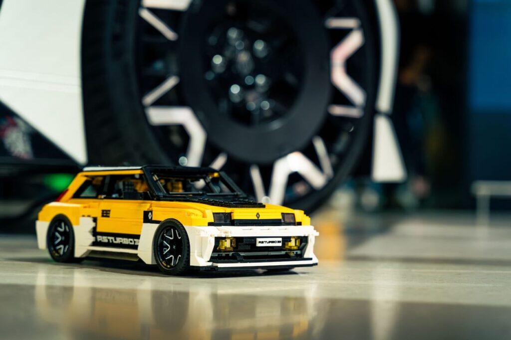 Renault backs fan-built LEGO R5 Turbo 3E project