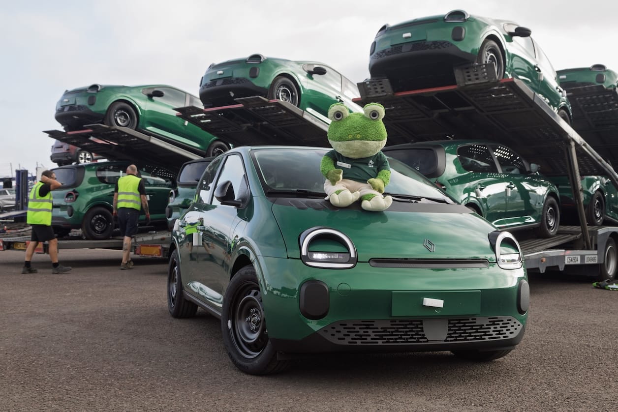 Renault Twingo E-Tech electric ‘Le Frog’ makes the leap to UK retailers